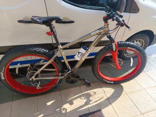 Fat Bike Todoterreno Plata y Roja