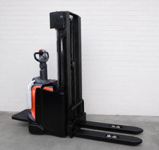Apilador Eléctrico BT