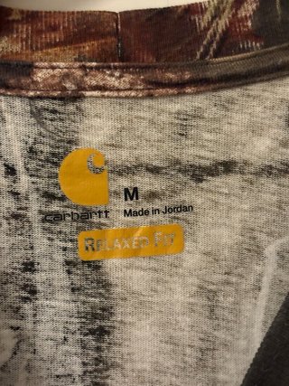 Camiseta Carhartt camuflaje talla M, muy poco uso.