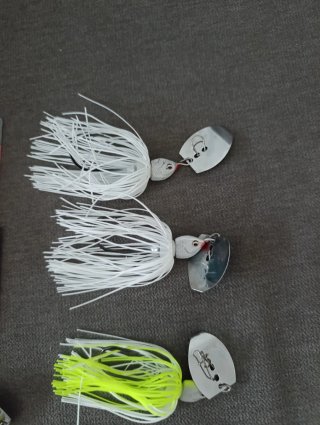 Lote 2 Crank y 4 Chatterbait
