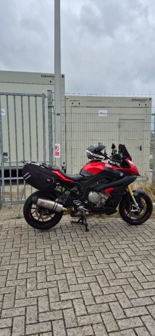 BMW S1000 XR - Vendo o cambio por furgo L1H1.