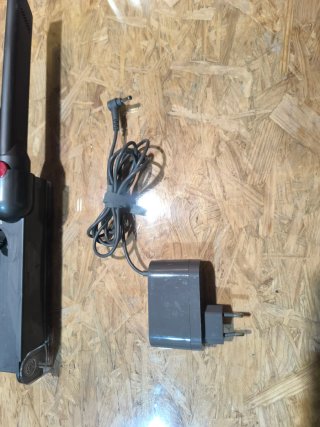 Batería Dyson V10 6000m +cargador y Accesorios