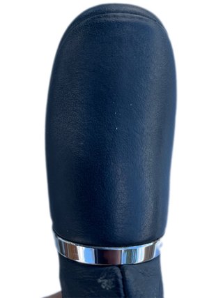 Pomo cuero A2032674210 c W203 mercedes