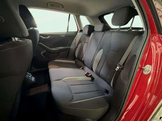 Škoda Kamiq 1.0 TSI Selection 2024, foto 13