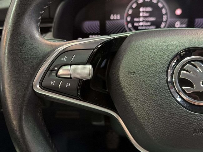 Škoda Kamiq 1.0 TSI Selection 2024, foto 19