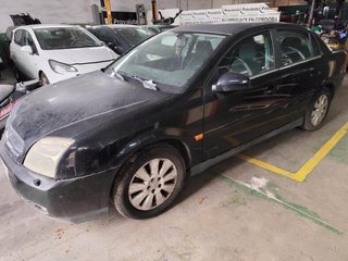 13130644 piloto trasero derecho opel vectra 230134
