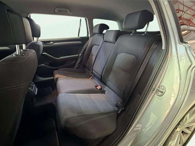Volkswagen Passat Variant Executive 2.0 TDI D 2021, foto 13