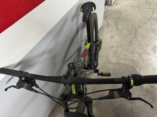 Bicicleta Rockrider MTB Azul