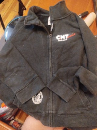 Sudadera CNT cremallera