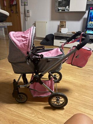 Cochecito de bebé rosa