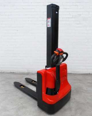 Apilador Eléctrico Monomastil
