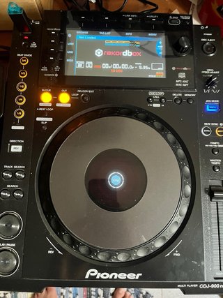 Equipo DJ Pioneer + Allen & Heath Negro