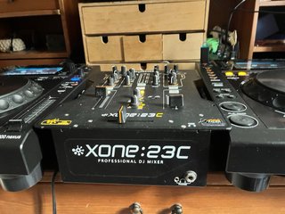 Equipo DJ Pioneer + Allen & Heath Negro