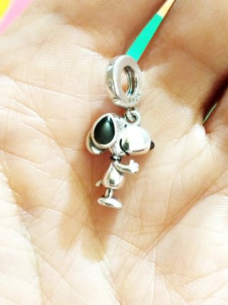 Charm Snoopy Plata 925 Saludo