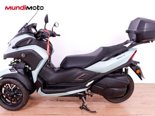 YAMAHA TRICITY 300