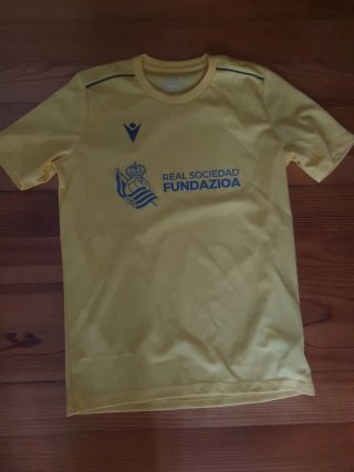 Camiseta Real Sociedad Fundazioa Amarilla