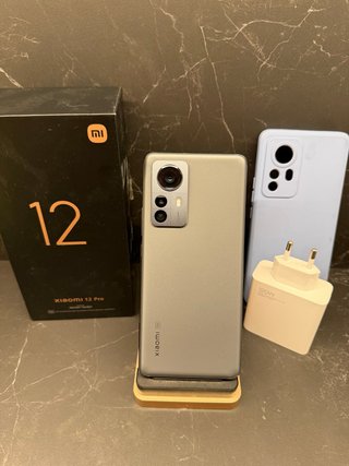 Xiaomi 12 Pro - Caja y Cargador 120W