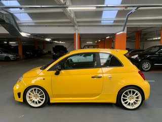 Abarth 595 Competizione Baquets Sabelt escape