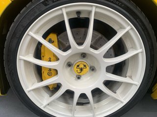 Abarth 595 Competizione Baquets Sabelt escape