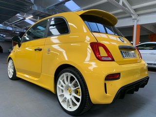Abarth 595 Competizione Baquets Sabelt escape