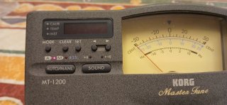 Afinador Korg MT-1200 Multi Temperament Tuner