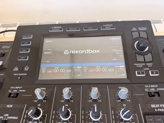 Mesa DJ Pioneer XDJ-XZ Negra