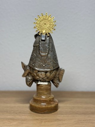 Virgen Desamparados Mármol