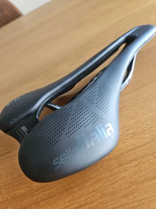 Sillín Selle Italia bici carretera/gravel 154g