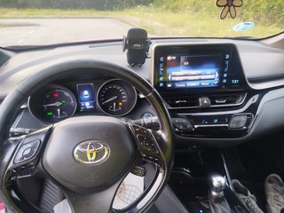 Coche Toyota automático CHR