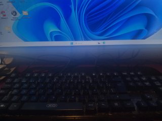 Torre PC Intel con Monitor