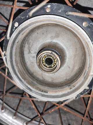 Rueda delantera Frontera MK10