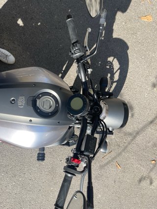 Yamaha XSR 700 Gris/Rojo 12.000km