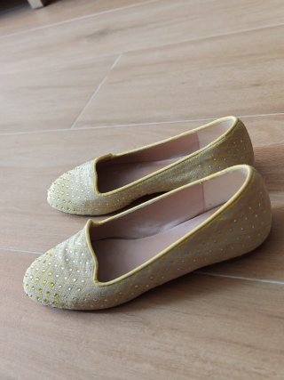 Zapatos de fiesta dorados Escalona
