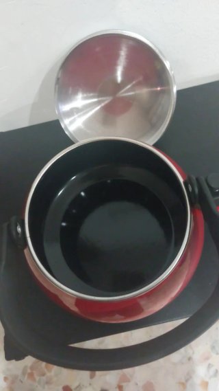 Hervidor de agua Megaware rojo