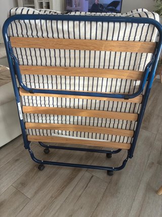 Cama plegable IKEA con ruedas