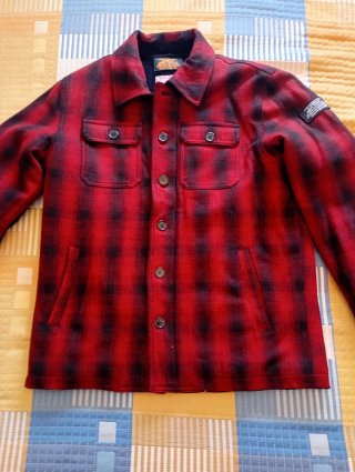 Chaqueta Schott a cuadros roja y negra