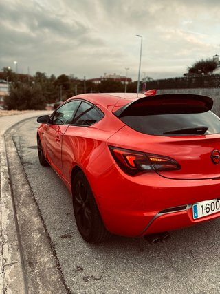 Opel Astra gtc 2017