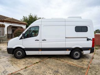 Volkswagen Crafter camperizada y homologada
