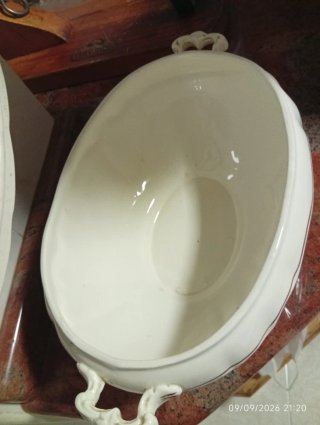 Fuente sopera de porcelana con diseño
