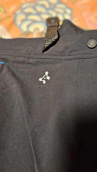 Pantalón Trango Mujer Negro