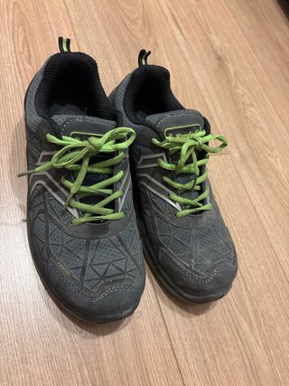 Zapatos de trabajo Mapri grises y verdes