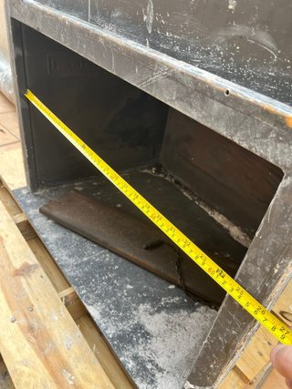 Chimenea metálica de leña con tubo
