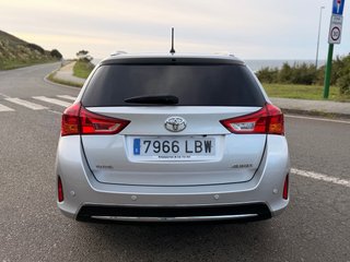 Toyota Auris 2015