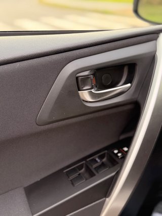Toyota Auris 2015