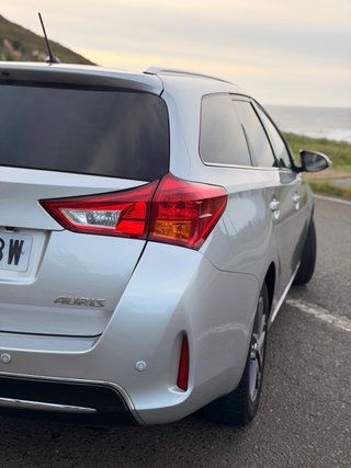 Toyota Auris 2015
