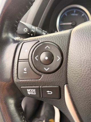Toyota Auris 2015