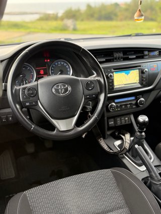 Toyota Auris 2015
