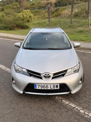 Toyota Auris 2015
