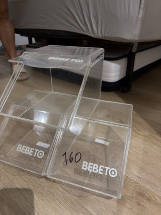 Baldas de metacrilato Bebeto