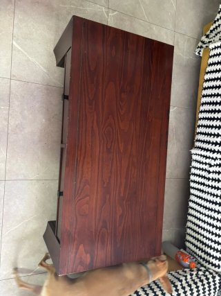 CHOLLO URGE Muebles de comedor y mesa de café